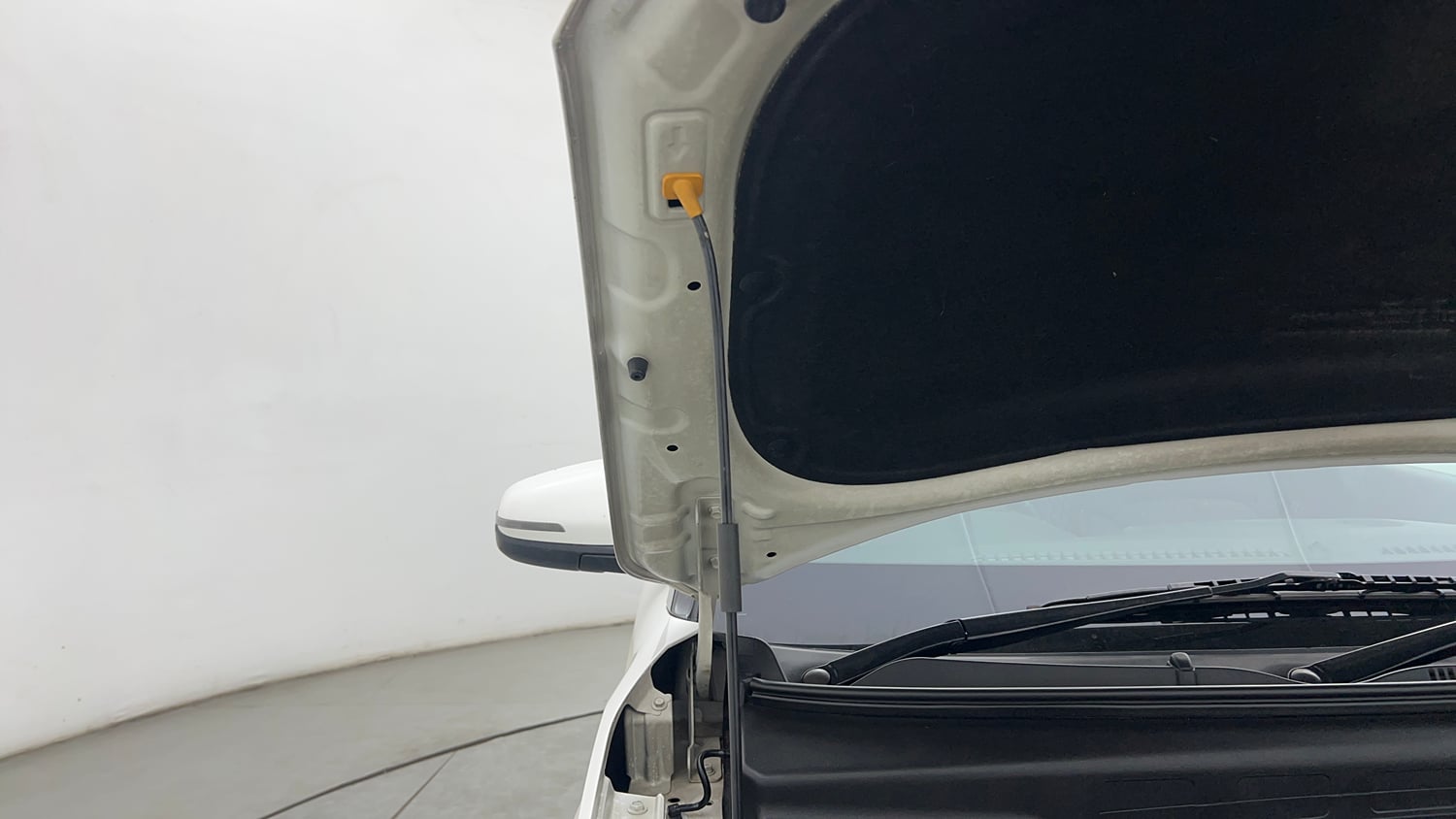 Used 2020 Hyundai Creta SX (O) 1.4 Turbo 7 DCT Petrol Automatic engine ENGINE RIGHT SIDE HINGE & APRON VIEW