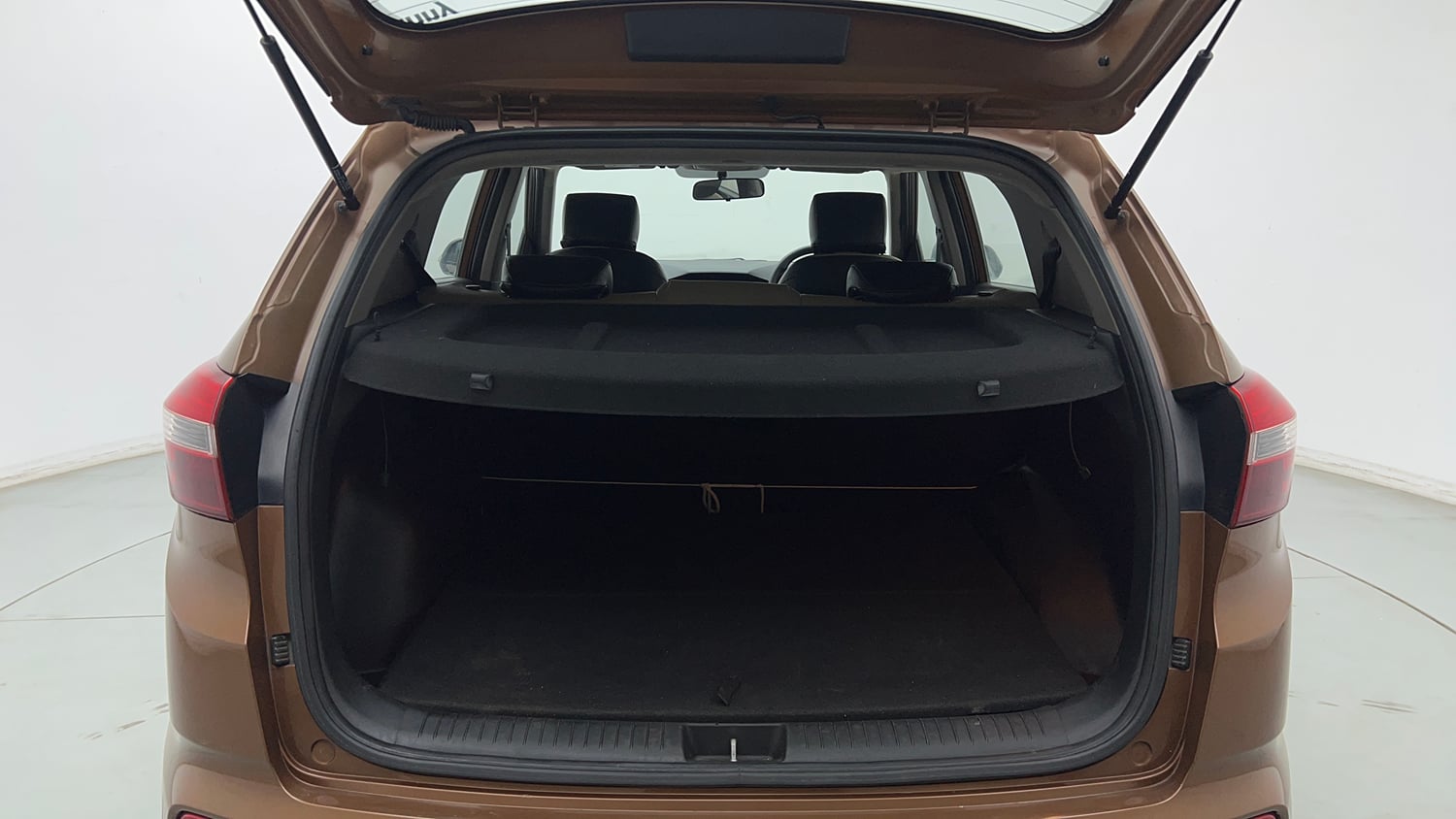 Used 2017 Hyundai Creta SX Plus 1.6  Petrol Petrol Manual interior DICKY INSIDE VIEW