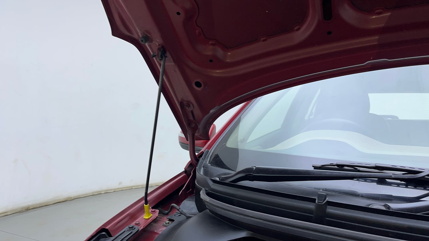 Used 2019 Hyundai Elite i20 Asta 1.2 (O) CVT Petrol Automatic engine ENGINE RIGHT SIDE HINGE & APRON VIEW