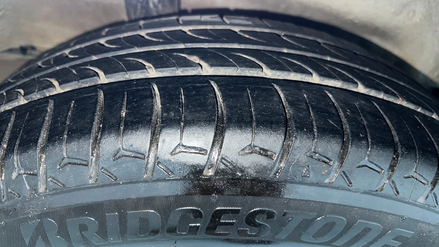 Used 2022 Honda City 4th Generation V Petrol Petrol Manual tyres RIGHT REAR TYRE TREAD VIEW