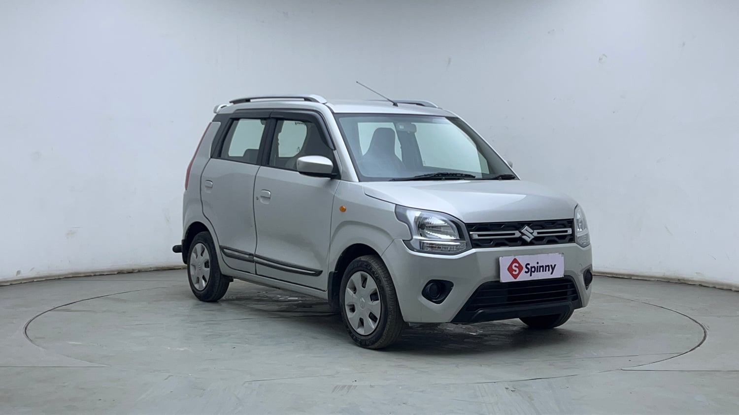 Used 2024 Maruti Suzuki Wagon R ZXI 1.2 Petrol Manual exterior RIGHT FRONT CORNER VIEW