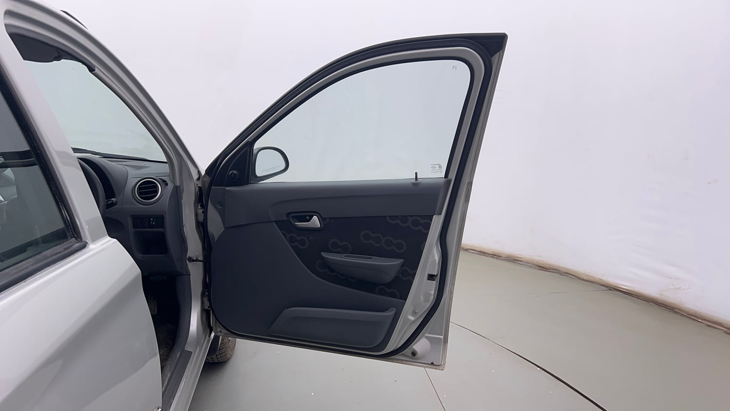 Used 2013 Maruti Suzuki Alto 800 Lxi Petrol Manual interior RIGHT FRONT DOOR OPEN VIEW