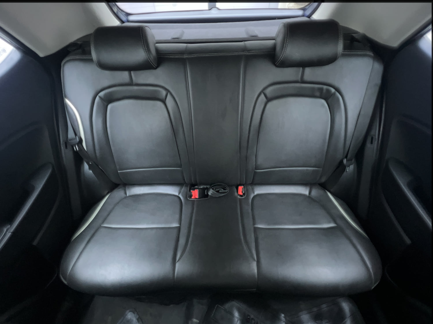 Used 2019 hyundai Venue SX 1.0 Turbo Petrol Petrol Manual interior REAR SEAT CONDITION VIEW