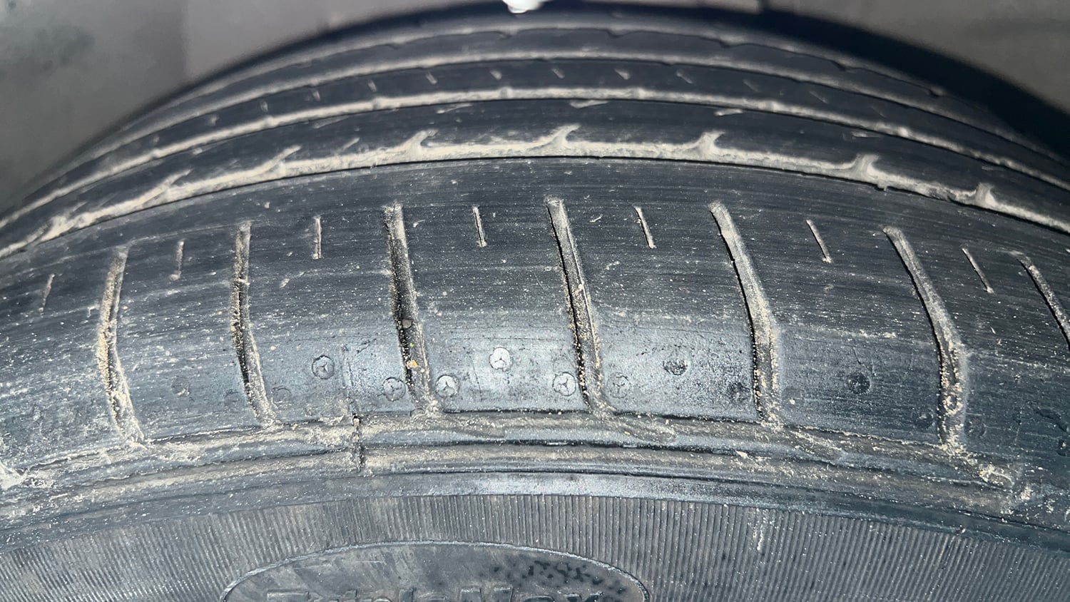 Used 2020 Ford EcoSport Titanium Plus 1.5L Ti-VCT AT Petrol Automatic tyres LEFT FRONT TYRE TREAD VIEW