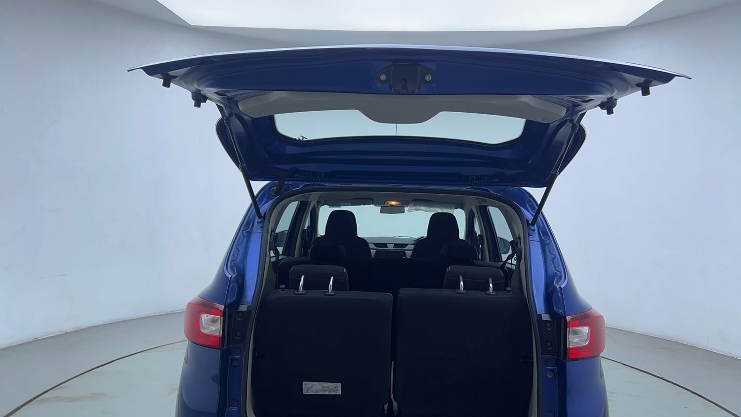 Used 2021 Renault Triber RXT Petrol Manual interior DICKY DOOR OPEN VIEW