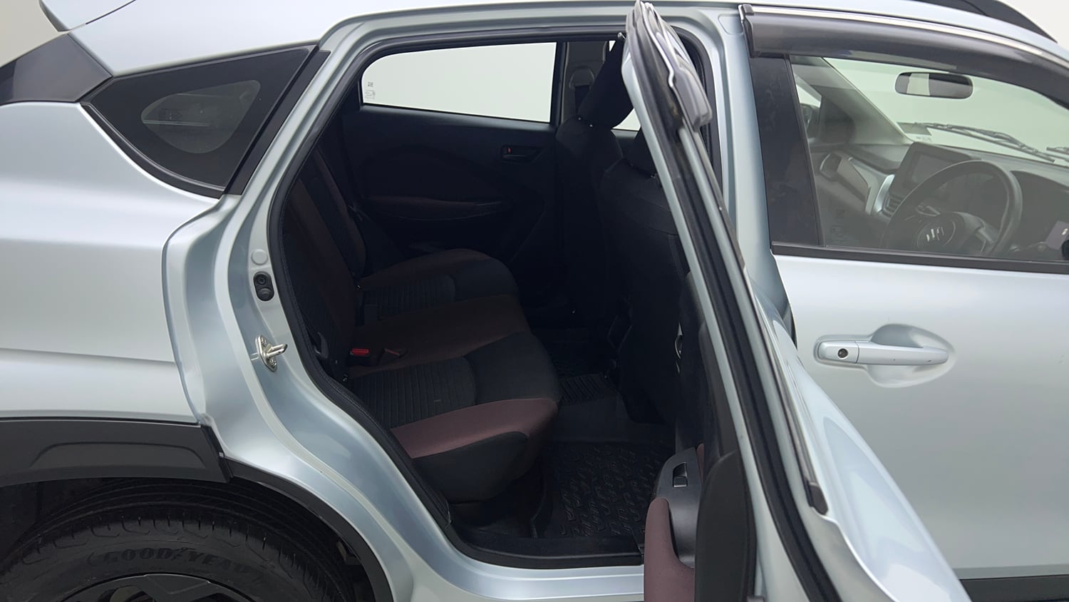 Used 2023 Maruti Suzuki Fronx Delta Plus 1.2L MT Petrol Manual interior RIGHT SIDE REAR DOOR CABIN VIEW
