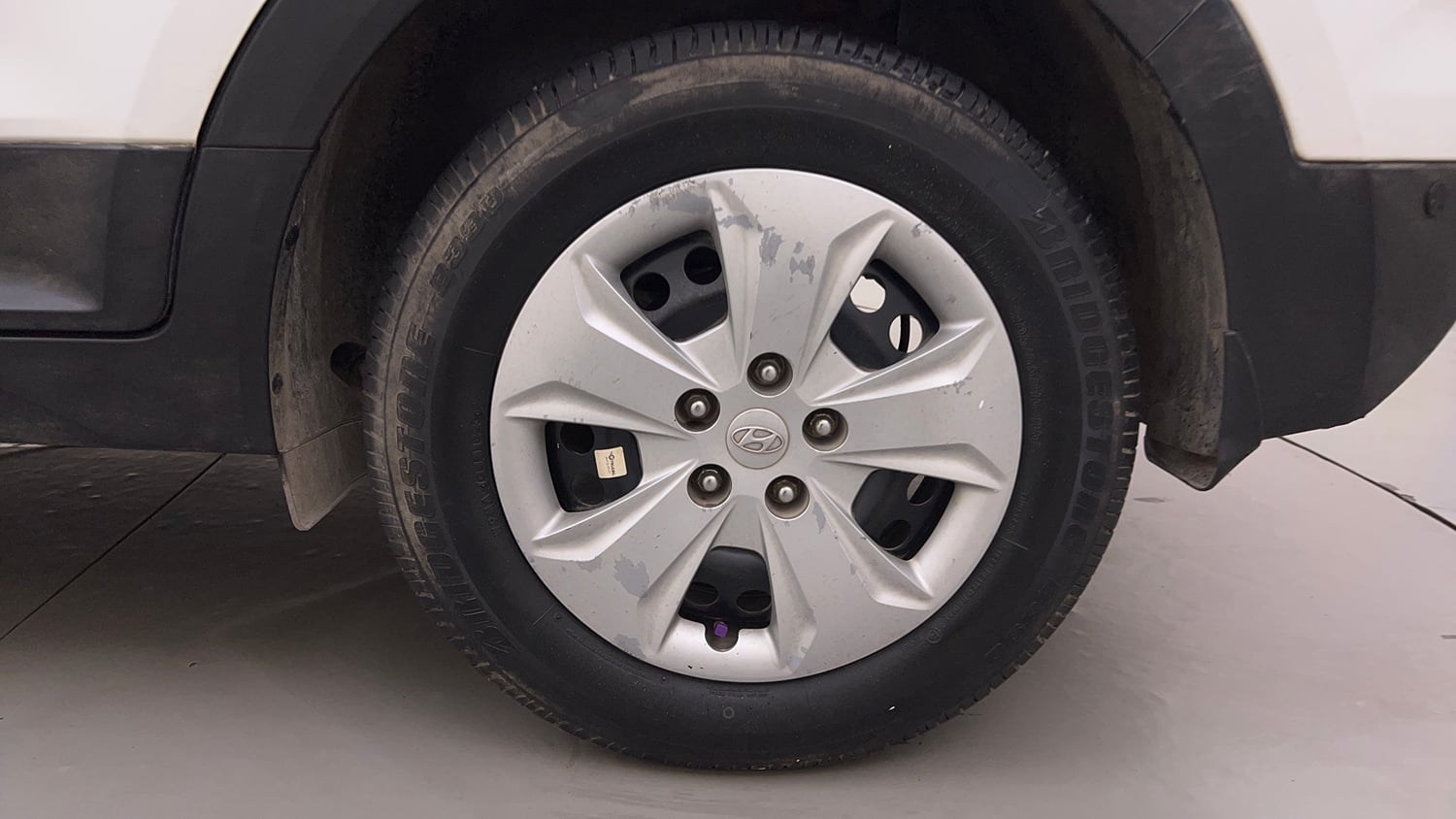 Used 2016 Hyundai Creta 1.6 Base Petrol Petrol Manual tyres LEFT REAR TYRE RIM VIEW