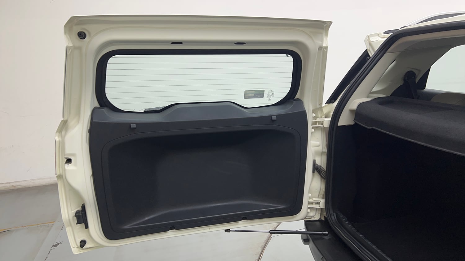 Used 2020 Ford EcoSport Titanium Plus 1.5L Ti-VCT AT Petrol Automatic interior DICKY DOOR OPEN VIEW