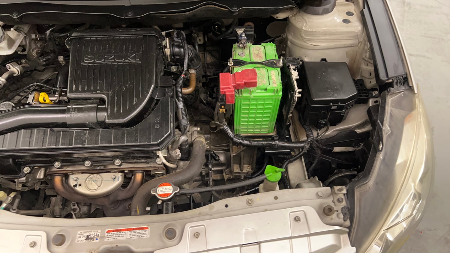 Used 2015 Maruti Suzuki Ciaz VXi+ Petrol Manual engine ENGINE LEFT SIDE VIEW