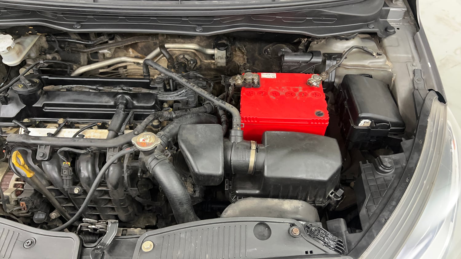 Used 2013 Hyundai i20 Sportz 1.2 Petrol Manual engine ENGINE LEFT SIDE VIEW
