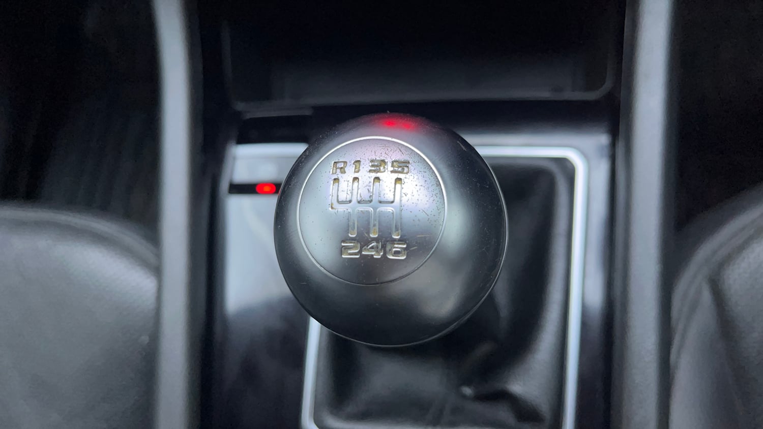 Used 2021 Jeep Compass Model S (O) 2.0 Diesel Diesel Manual interior GEAR  KNOB VIEW