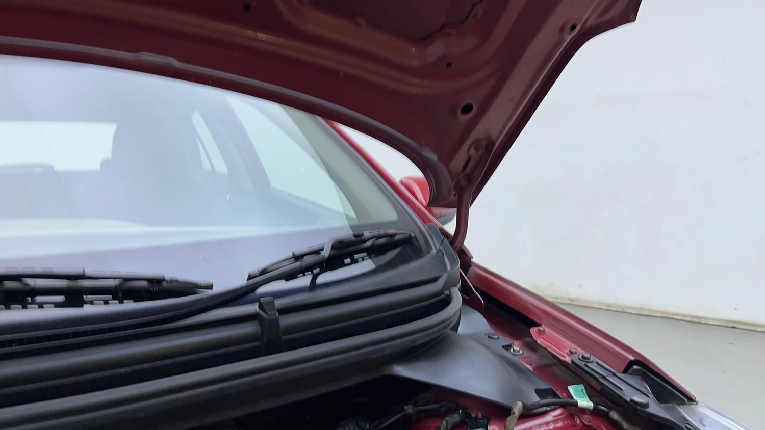Used 2019 Hyundai Elite i20 Asta 1.2 (O) CVT Petrol Automatic engine ENGINE LEFT SIDE HINGE & APRON VIEW