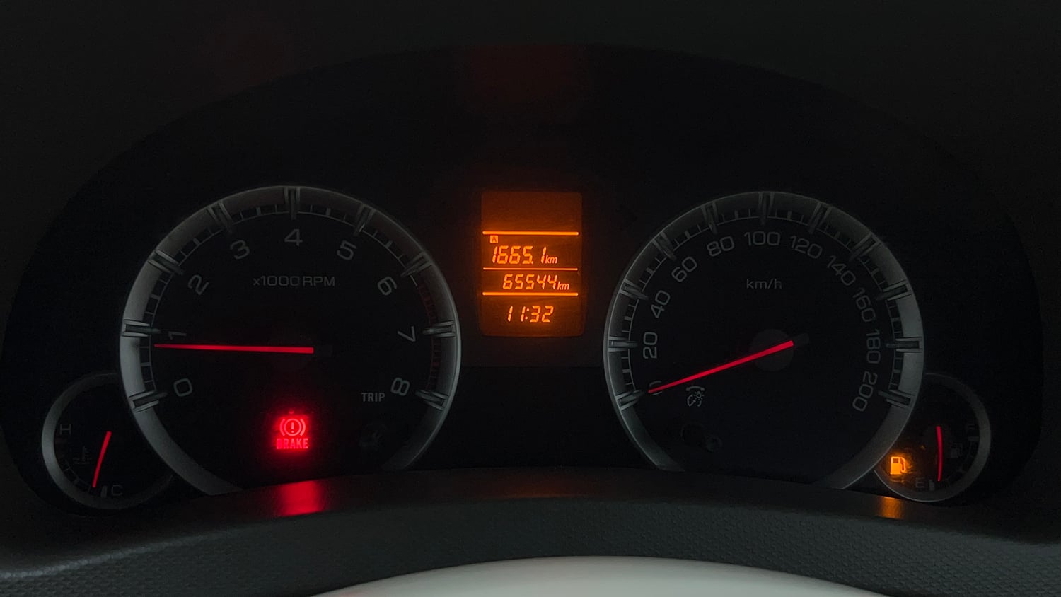 Used 2013 Maruti Suzuki Ertiga Vxi Petrol Manual interior CLUSTERMETER VIEW