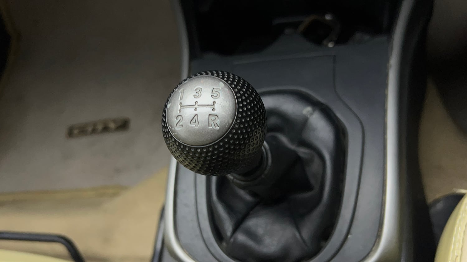 Used 2022 Honda City 4th Generation V Petrol Petrol Manual interior GEAR  KNOB VIEW