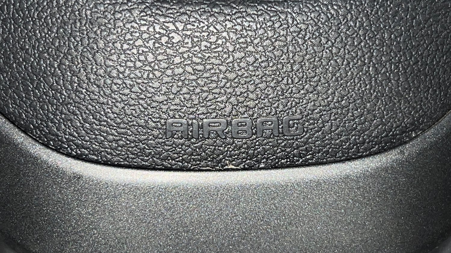 Used 2021 Tata Altroz XE Petrol Petrol Manual top_features Airbags