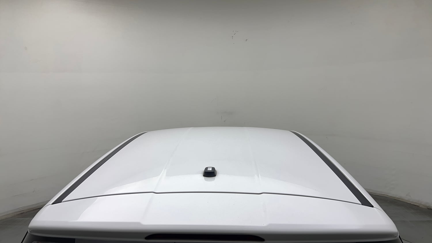 Used 2025 Hyundai Grand i10 Nios Era 1.2 Kappa Petrol Manual exterior EXTERIOR ROOF VIEW