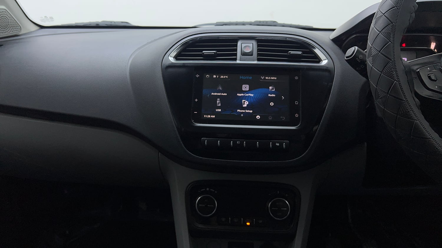 Used 2020 Tata Tiago XZ Plus Petrol Manual top_features Integrated (in-dash) music system