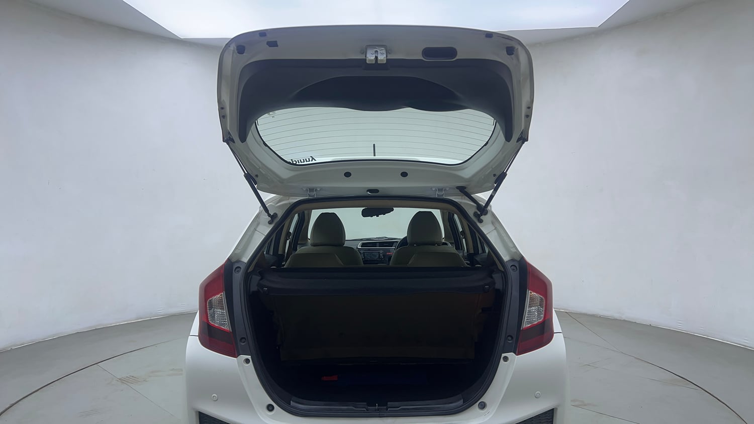 Used 2015 Honda Jazz V Petrol Petrol Manual interior DICKY DOOR OPEN VIEW