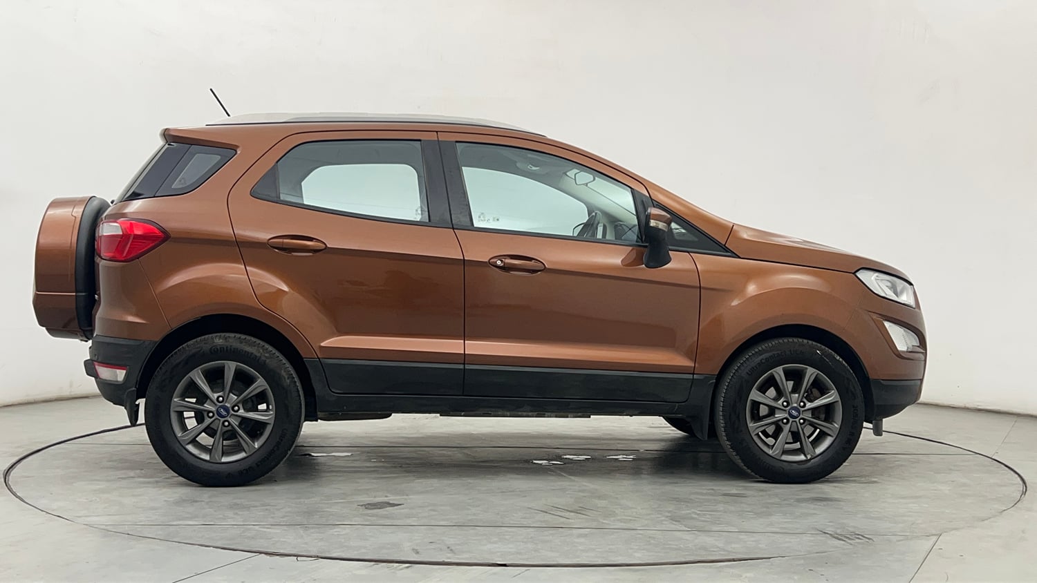 Used 2020 Ford EcoSport Titanium 1.5L Ti-VCT Petrol Manual exterior RIGHT SIDE VIEW