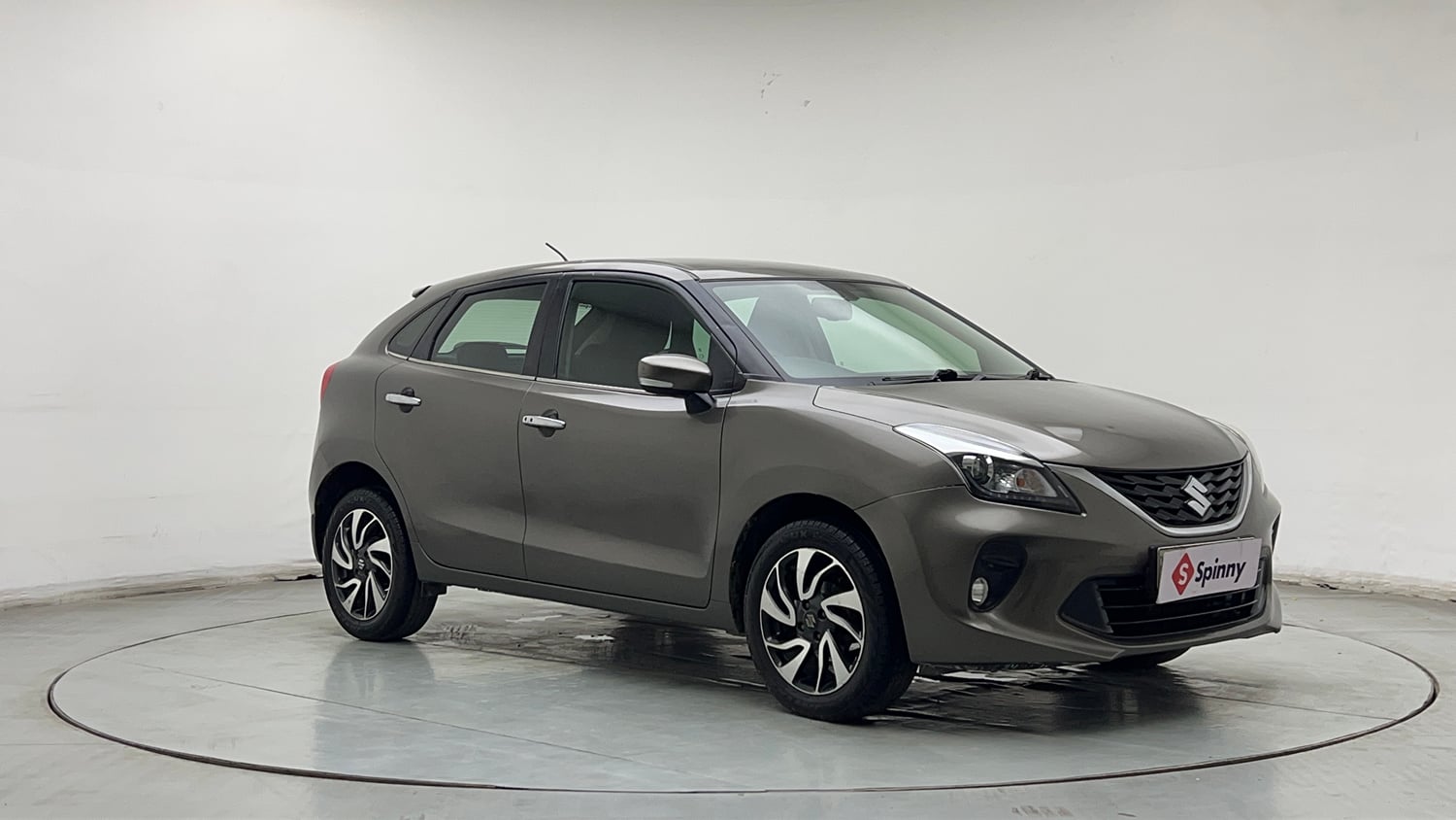 Used 2020 Maruti Suzuki Baleno Alpha Petrol Manual exterior RIGHT FRONT CORNER VIEW
