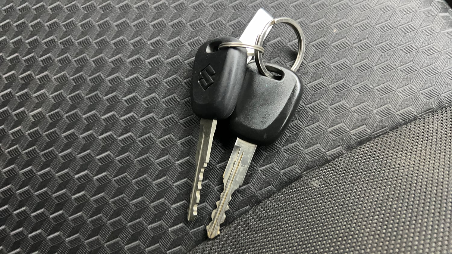 Used 2021 Maruti Suzuki Baleno Sigma Petrol Manual extra CAR KEY VIEW