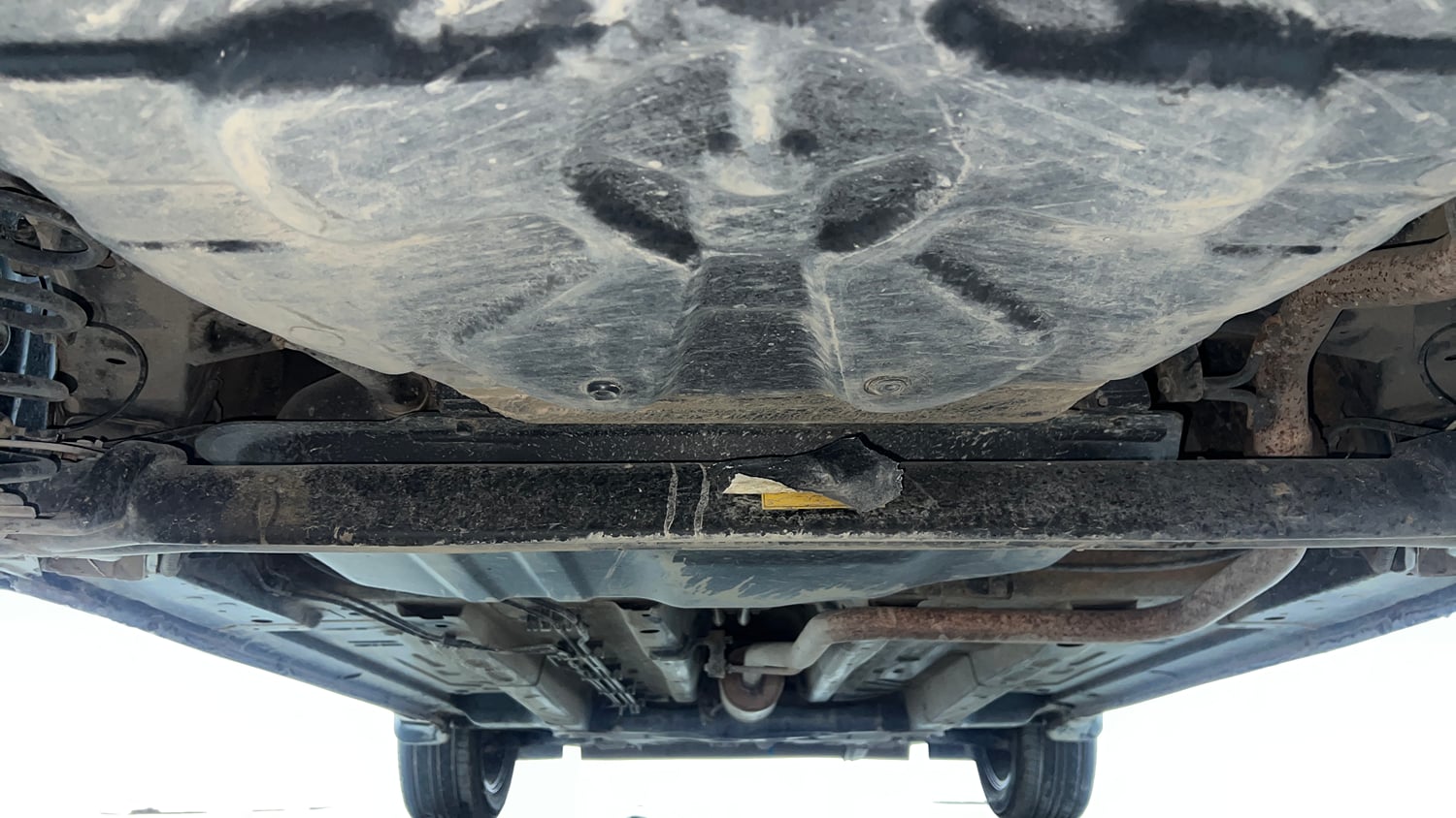 Used 2022 Tata Punch Accomplished Dazzle Pack MT Petrol Manual extra REAR UNDERBODY VIEW (TAKEN FROM REAR)