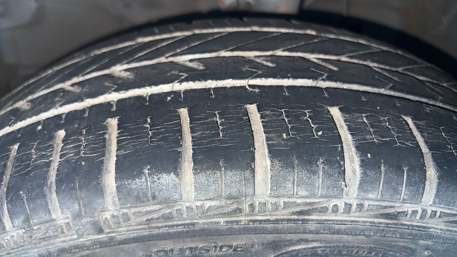 Used 2015 Honda Jazz V Petrol Petrol Manual tyres LEFT FRONT TYRE TREAD VIEW