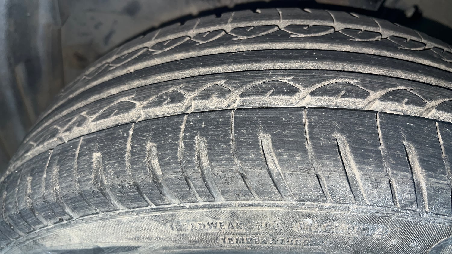 Used 2019 Honda Amaze 1.2 S CVT Petrol Petrol Automatic tyres LEFT FRONT TYRE TREAD VIEW