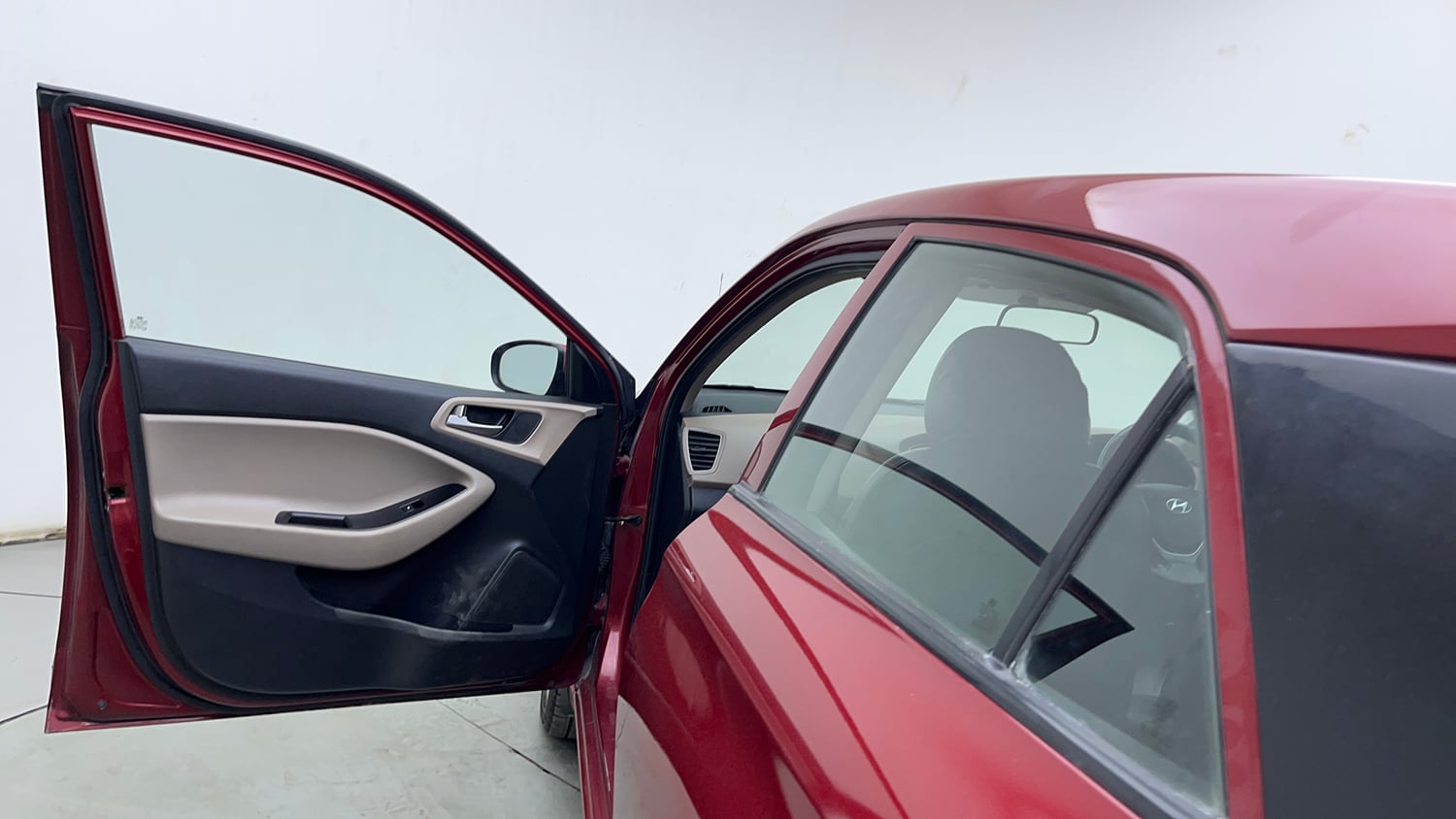 Used 2019 Hyundai Elite i20 Asta 1.2 (O) CVT Petrol Automatic interior LEFT FRONT DOOR OPEN VIEW