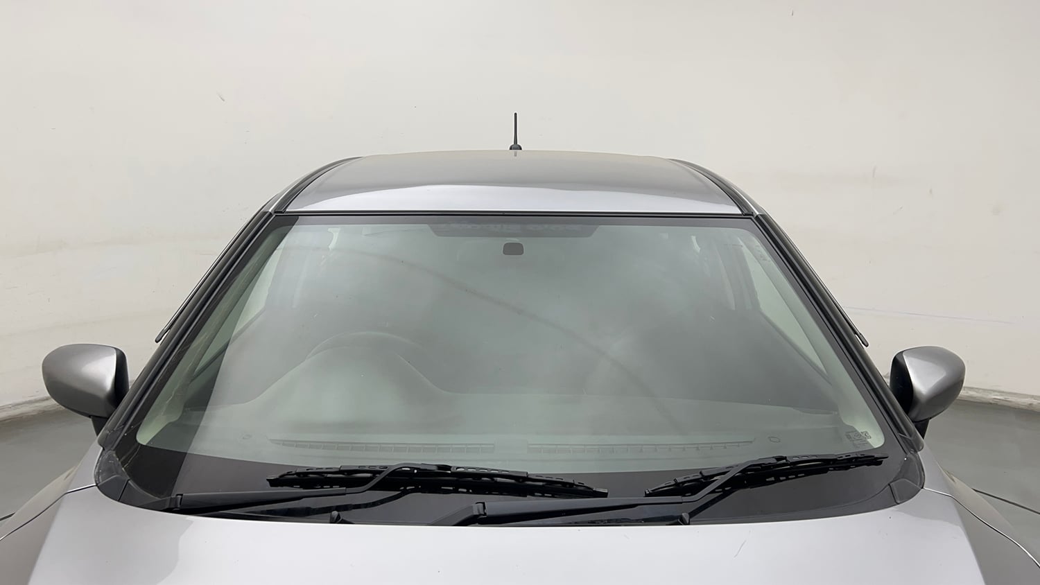 Used 2021 Maruti Suzuki Baleno Sigma Petrol Manual exterior FRONT WINDSHIELD VIEW