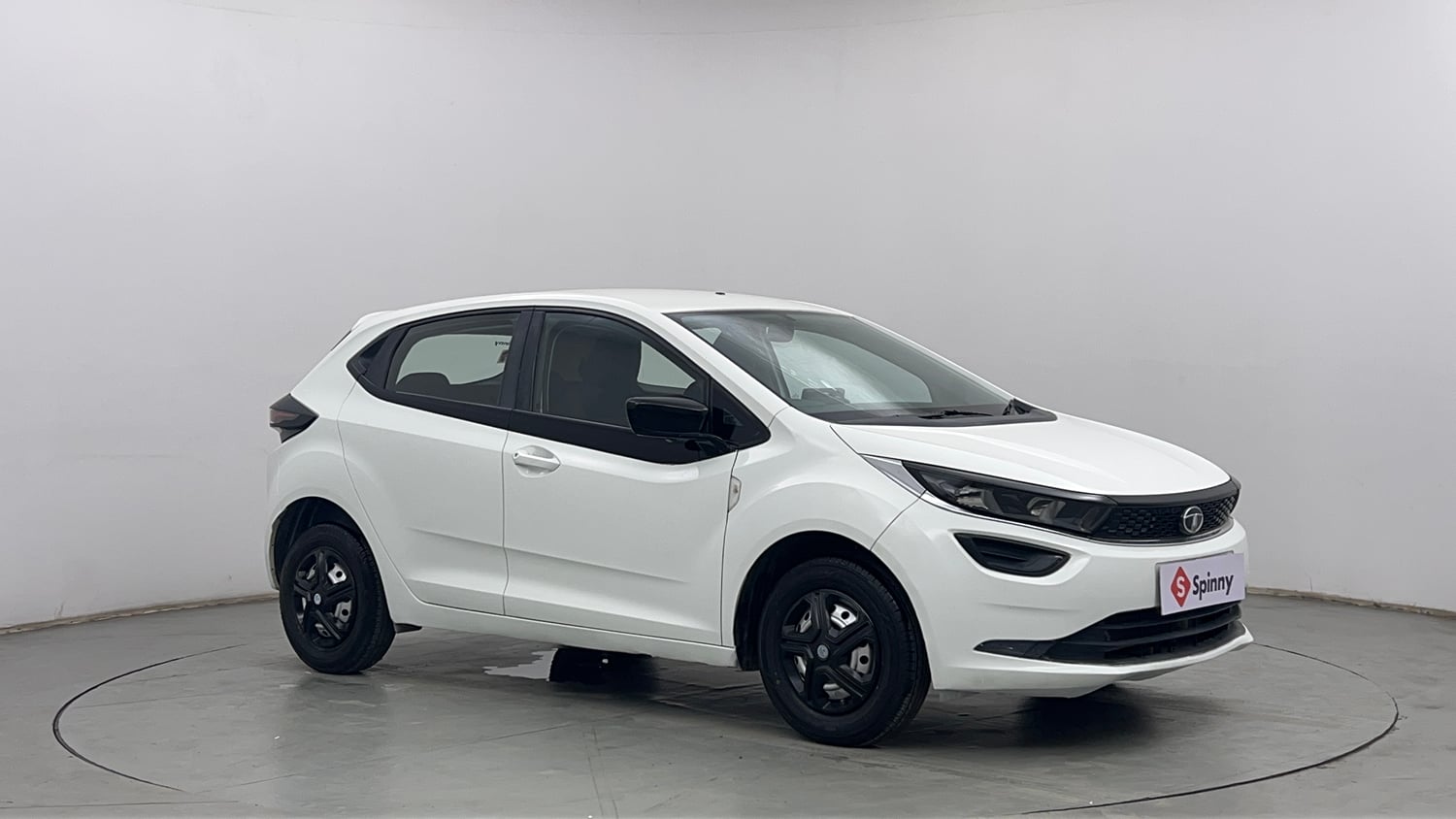 Used 2021 Tata Altroz XE Petrol Petrol Manual exterior RIGHT FRONT CORNER VIEW