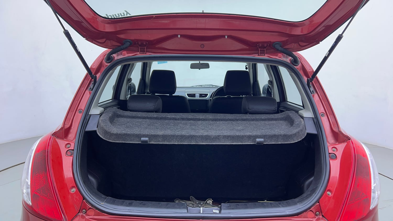 Used 2012 Maruti Suzuki Swift VXi Petrol Manual interior DICKY INSIDE VIEW