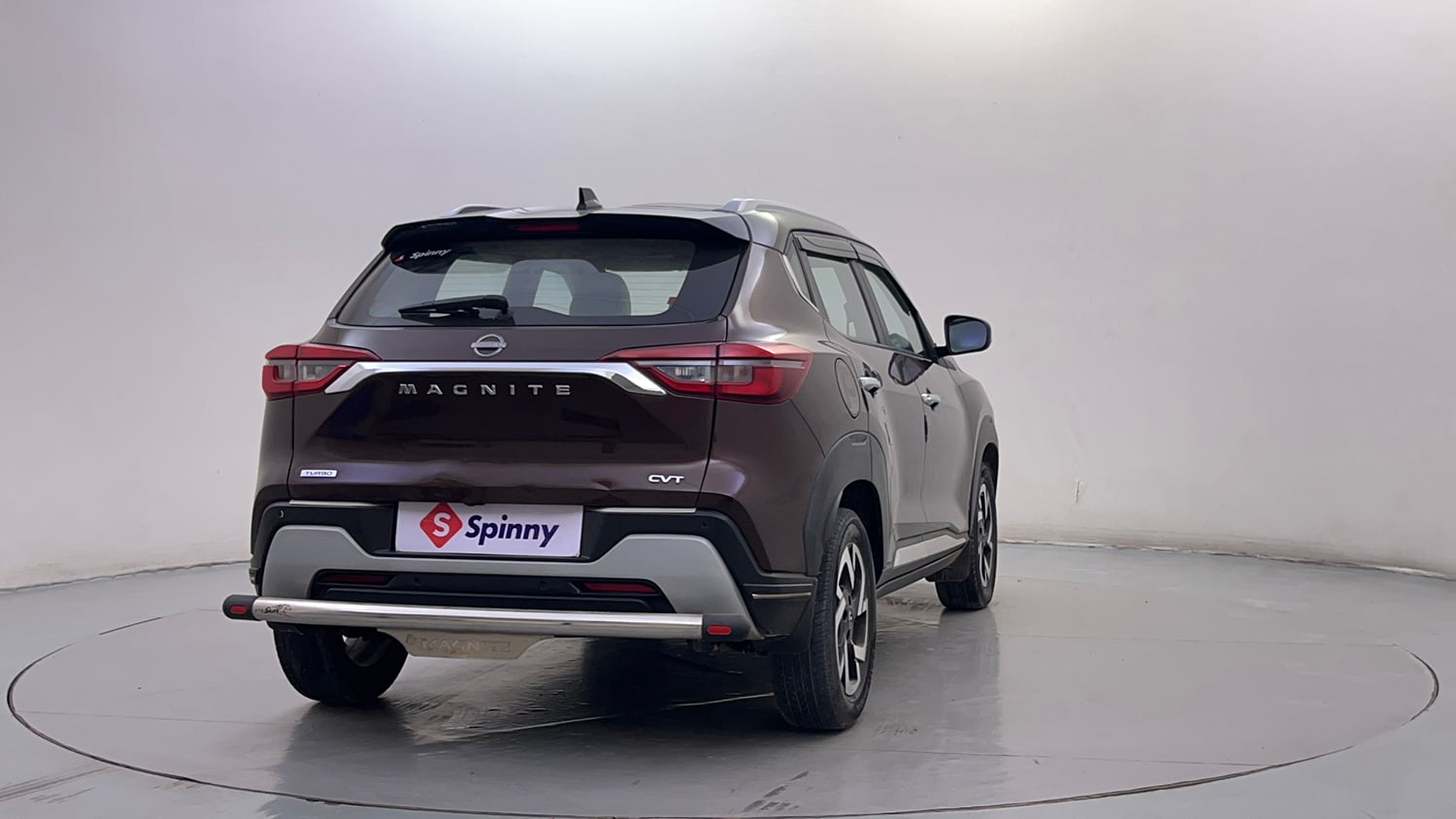 Used 2022 Nissan Magnite XV Turbo CVT Dual Tone Petrol Automatic exterior RIGHT REAR CORNER VIEW