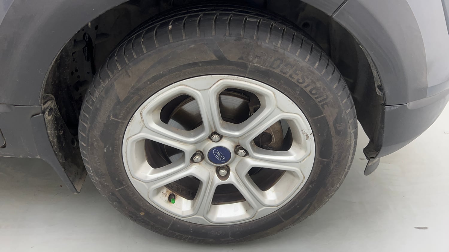 Used 2019 Ford EcoSport Titanium + 1.5L Ti-VCT AT Petrol Automatic tyres RIGHT FRONT TYRE RIM VIEW