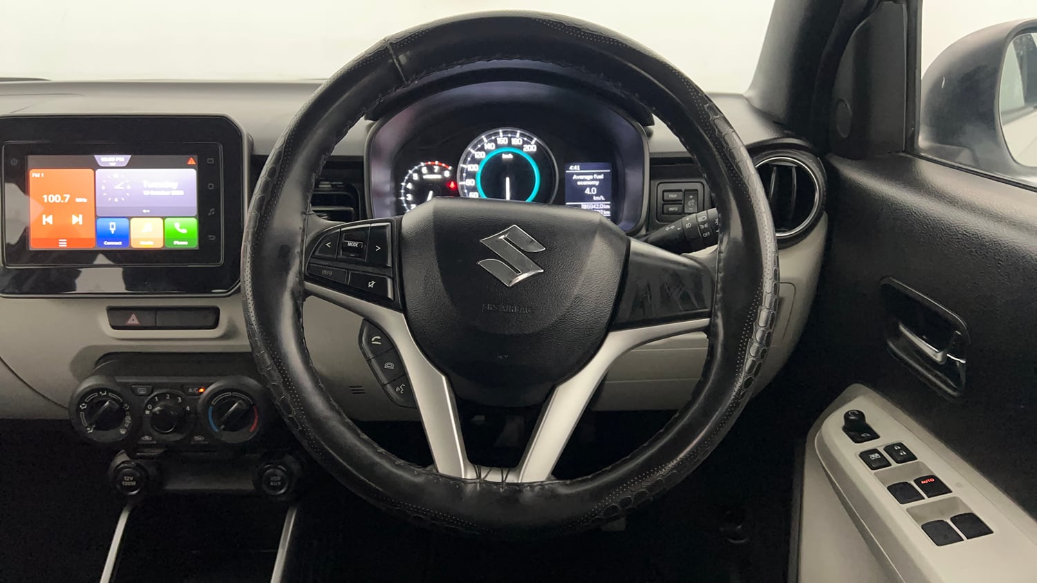 Used 2023 Maruti Suzuki Ignis Zeta 1.2 MT Petrol Manual interior STEERING VIEW