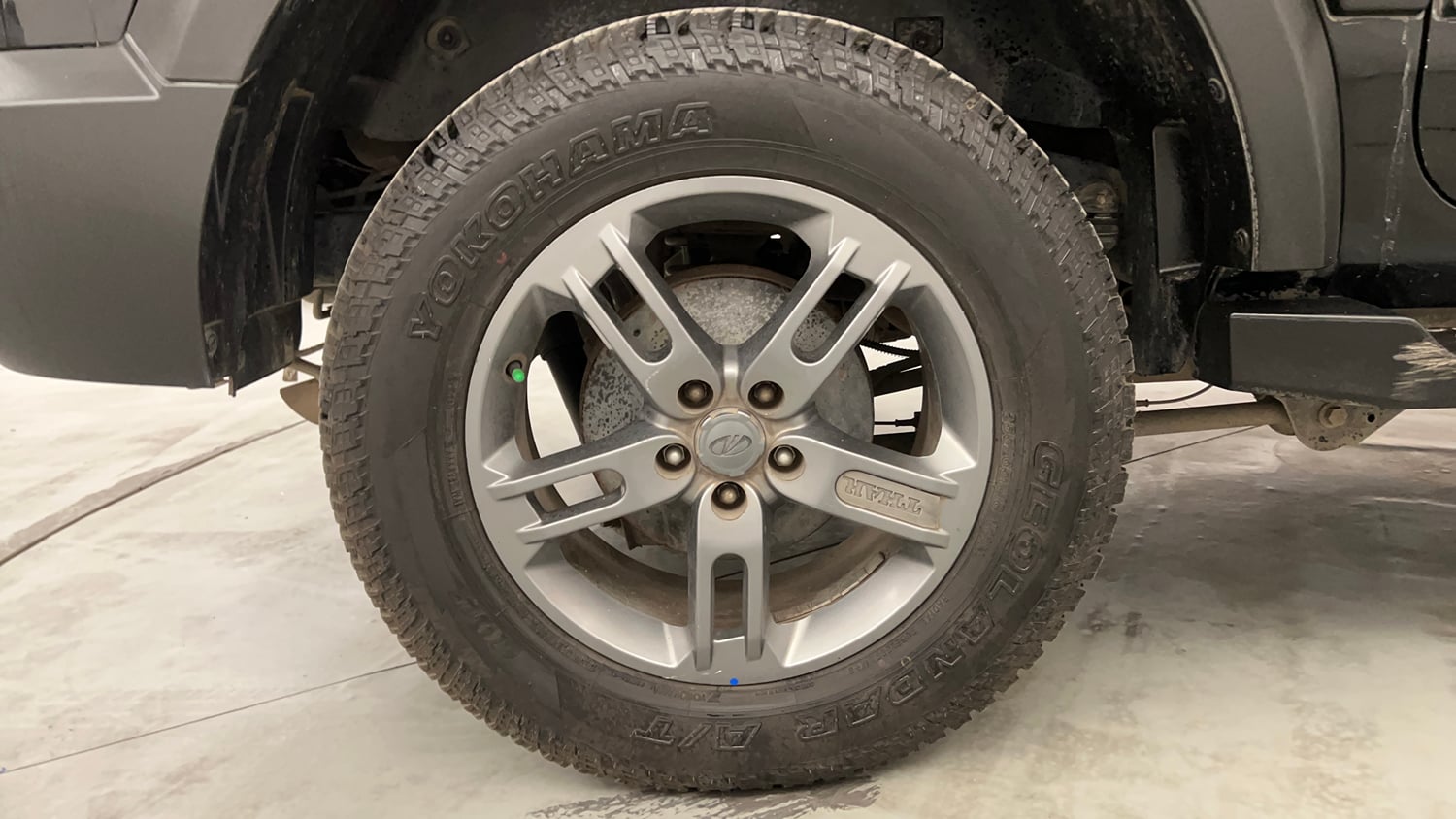 Used 2021 mahindra Thar LX Hard Top Diesel AT 4WD Diesel Automatic tyres RIGHT REAR TYRE RIM VIEW