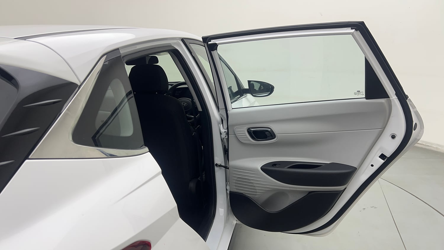 Used 2024 Hyundai i20 Sportz (O) 1.2 IVT Petrol Automatic interior RIGHT REAR DOOR OPEN VIEW