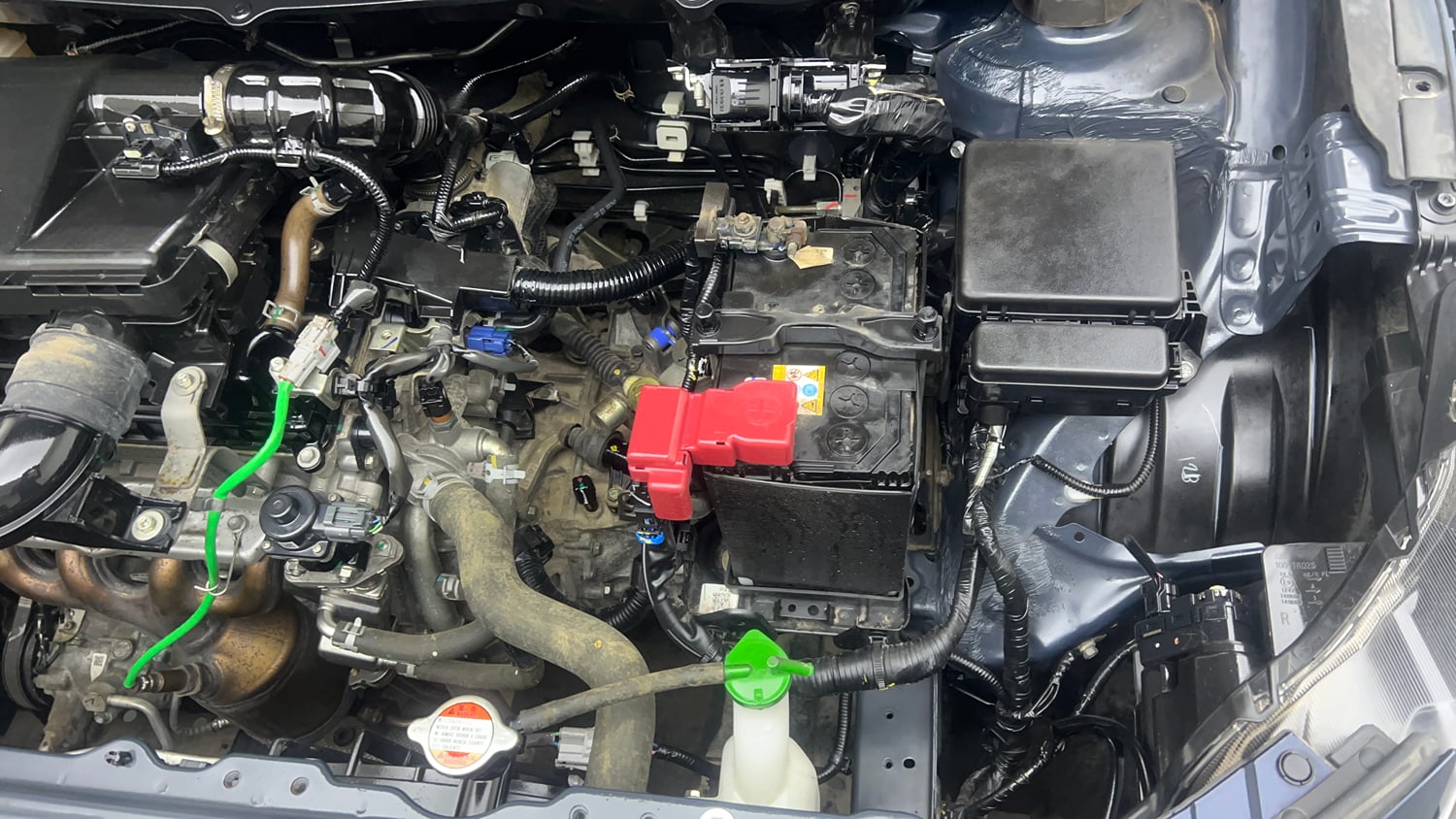 Used 2025 Maruti Suzuki Baleno Sigma MT Petrol Manual engine ENGINE LEFT SIDE VIEW