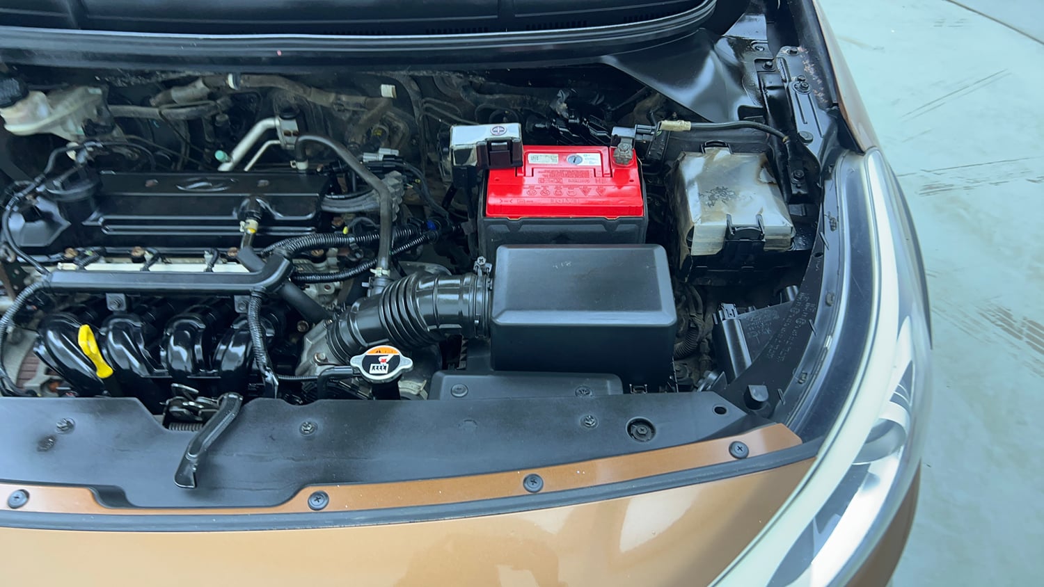 Used 2016 Hyundai i20 Active 1.2 S Petrol Manual engine ENGINE LEFT SIDE VIEW