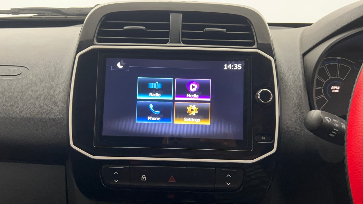 Used 2024 Renault Kwid CLIMBER 1.0 MT Petrol Manual top_features Integrated (in-dash) music system