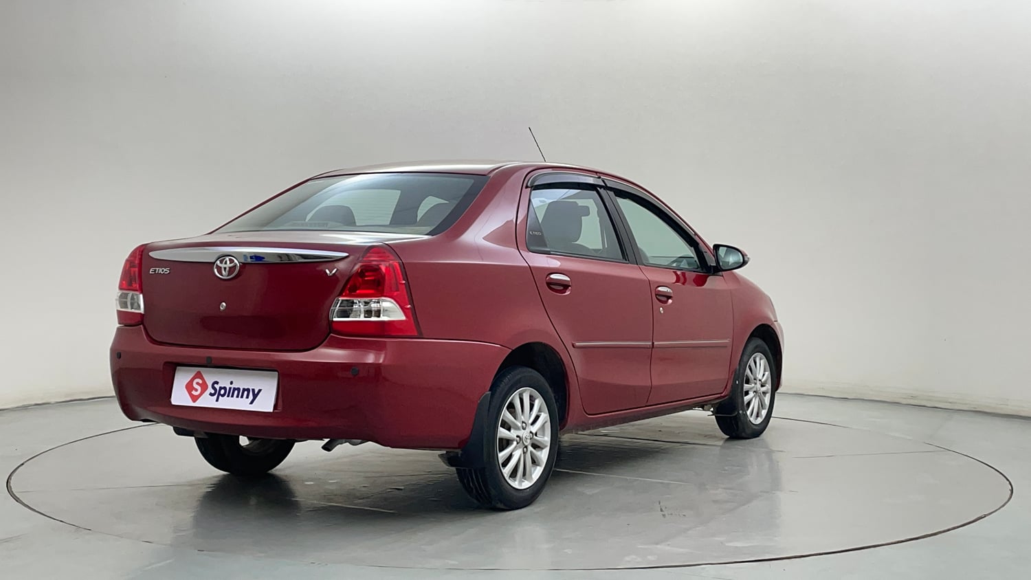 Used 2013 Toyota Etios V Petrol Manual exterior RIGHT REAR CORNER VIEW