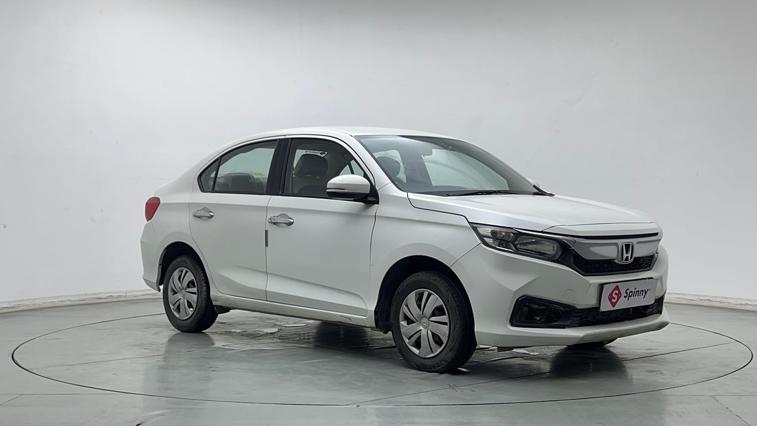 Used 2019 Honda Amaze 1.2 S CVT Petrol Petrol Automatic exterior RIGHT FRONT CORNER VIEW