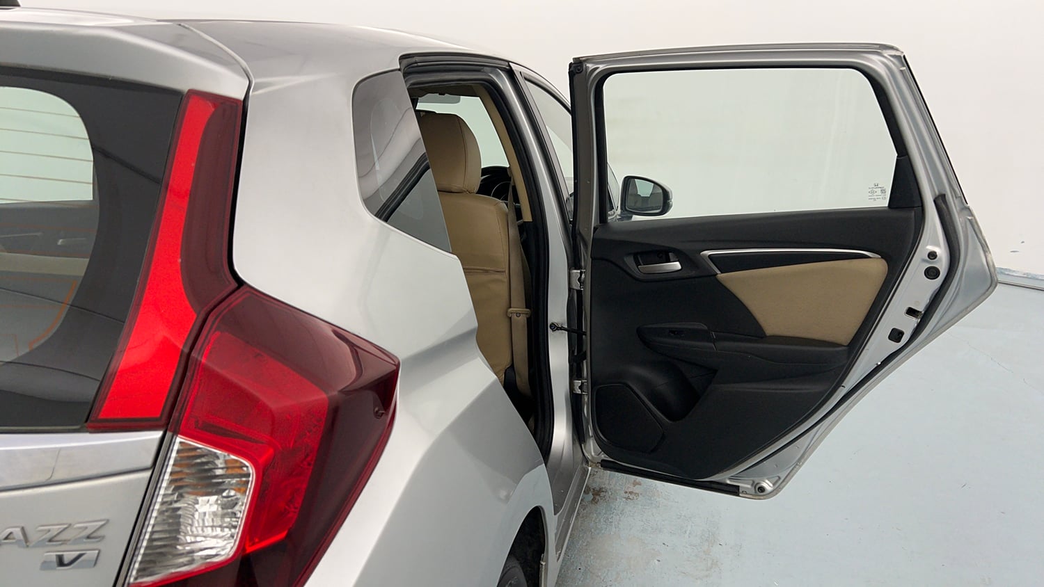 Used 2016 Honda Jazz V Petrol Petrol Manual interior RIGHT REAR DOOR OPEN VIEW