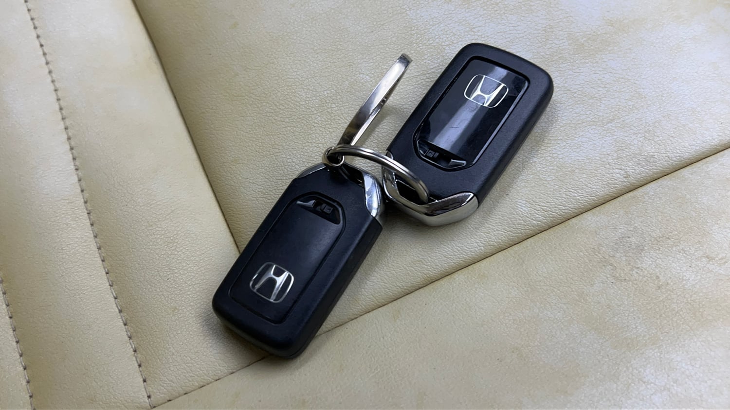 Used 2022 Honda City 4th Generation V Petrol Petrol Manual extra CAR KEY VIEW