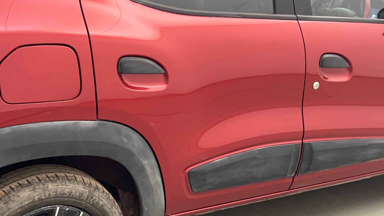 Used 2024 Renault Kwid CLIMBER 1.0 MT Petrol Manual dents MINOR SCRATCH