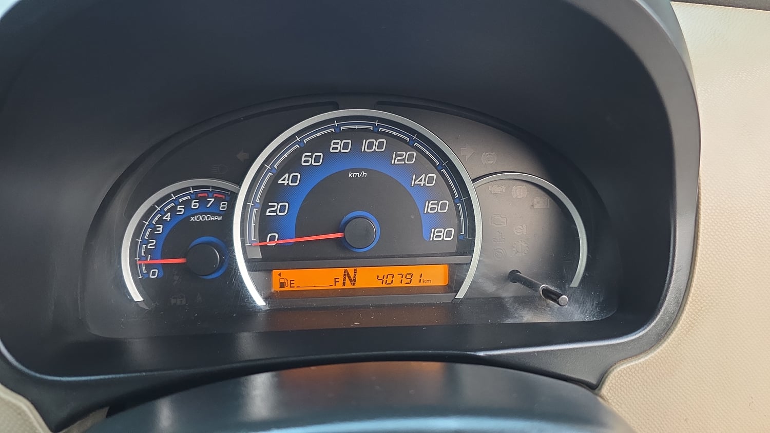 Used 2017 Maruti Suzuki Wagon R 1.0 VXI AMT Petrol Automatic interior CLUSTERMETER VIEW