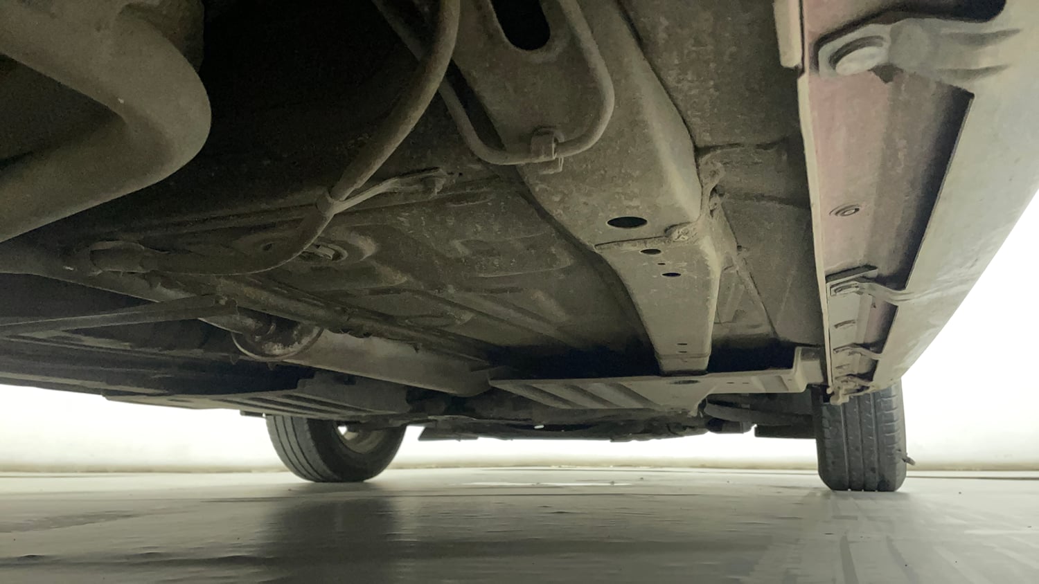 Used 2024 Maruti Suzuki Swift ZXi Plus Dual Tone AMT Petrol Automatic extra REAR RIGHT UNDERBODY VIEW