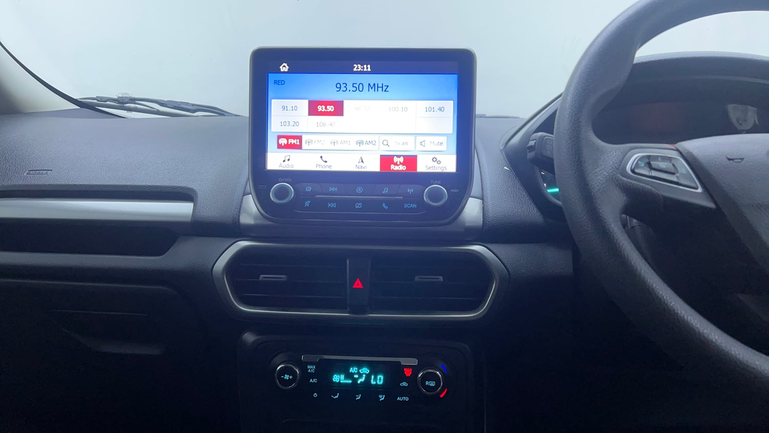 Used 2018 Ford EcoSport Trend + 1.5L TDCi Diesel Manual interior MUSIC SYSTEM & AC CONTROL VIEW