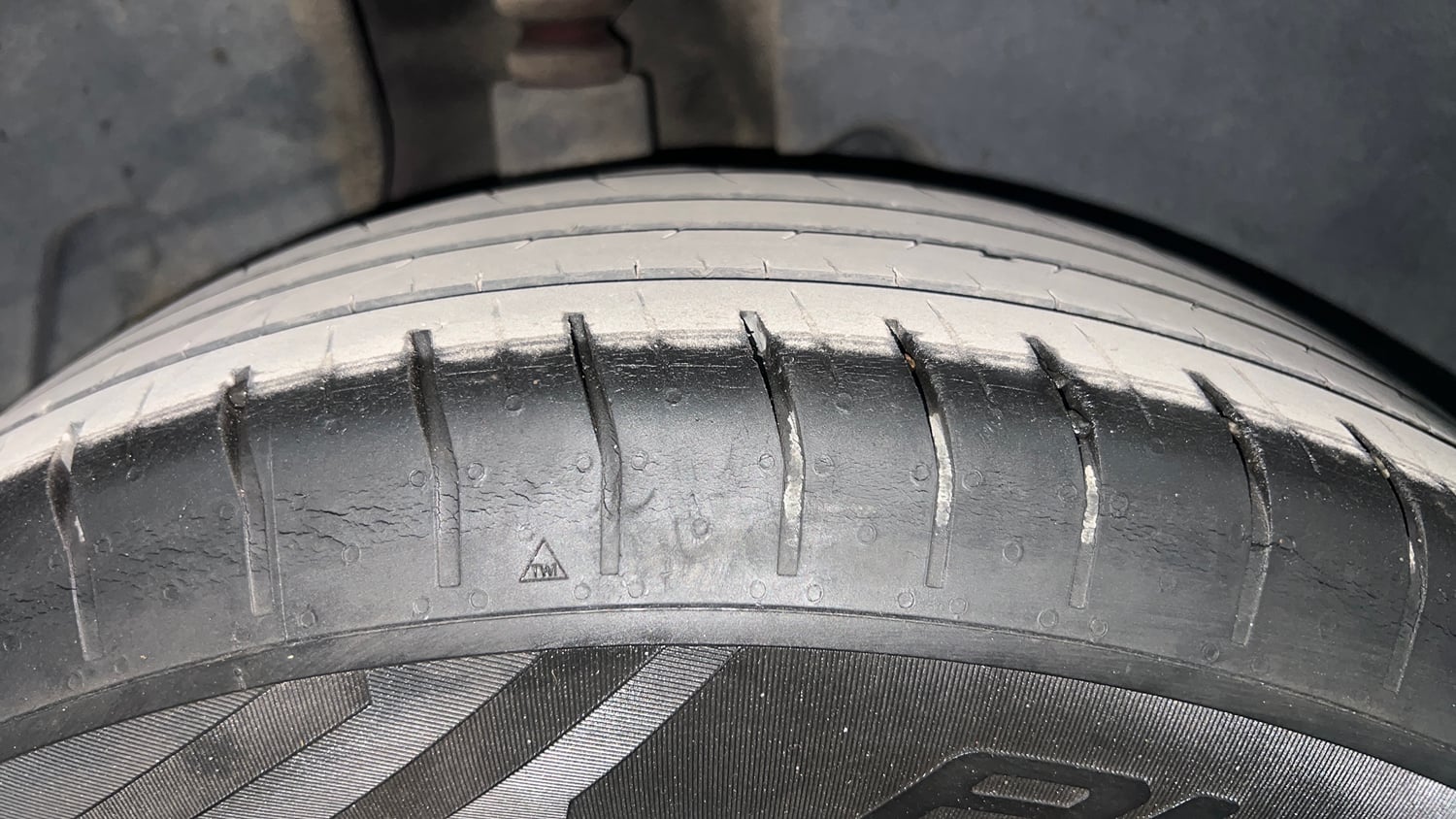 Used 2022 Hyundai Creta EX 1.5 Petrol Petrol Manual tyres RIGHT REAR TYRE TREAD VIEW