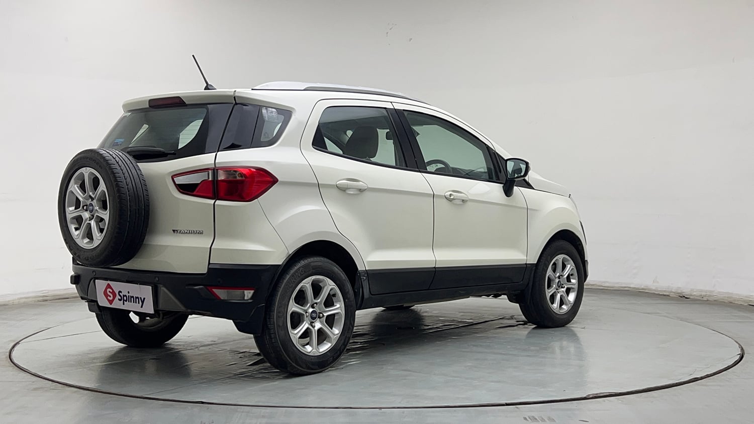 Used 2020 Ford EcoSport Titanium Plus 1.5L Ti-VCT AT Petrol Automatic exterior RIGHT REAR CORNER VIEW